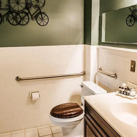 Heritage House Bed & Breakfast - Boutique Adults-Only Inn Opelika Exterior photo