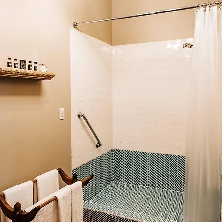 Heritage House Bed & Breakfast - Boutique Adults-Only Inn Opelika Exterior photo